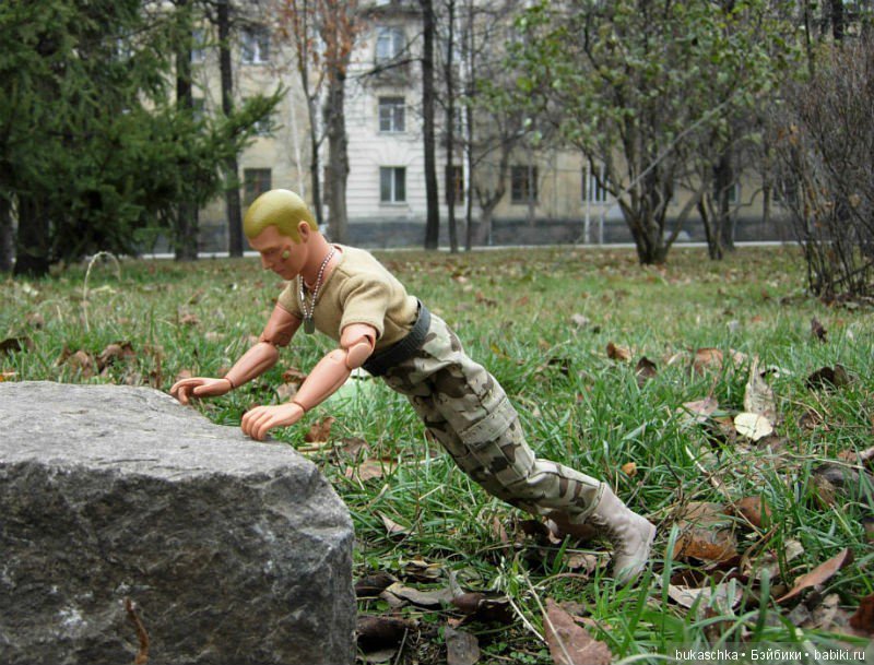 На зарядку по порядку становись