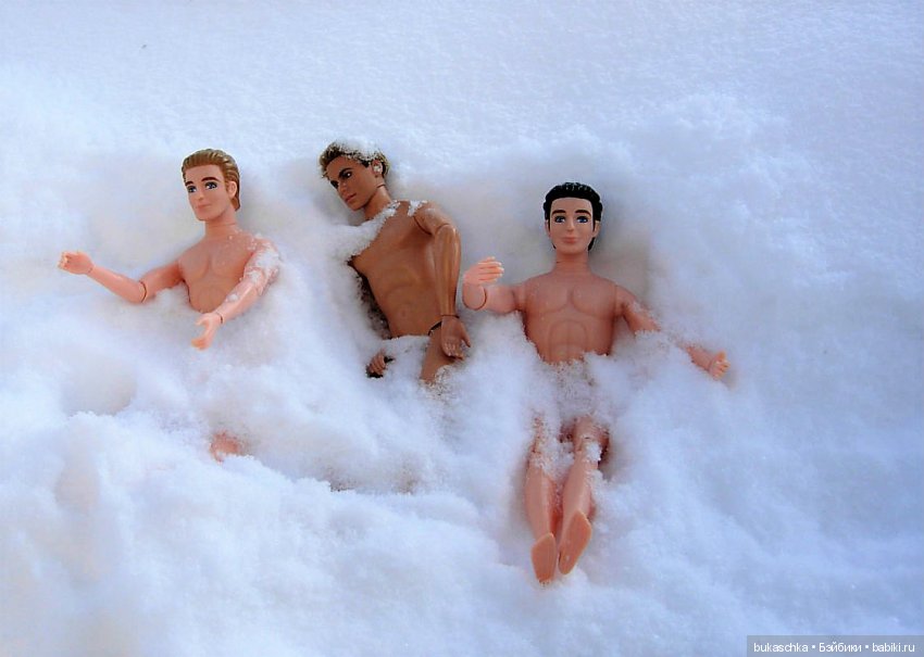 Зимние забавы: из бани в сугроб