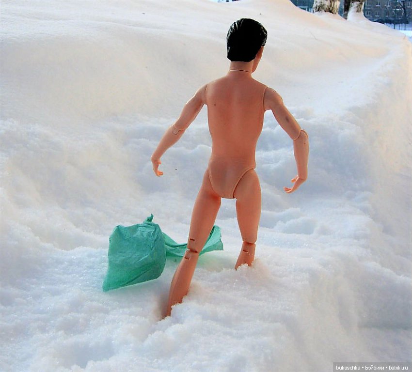 Зимние забавы: из бани в сугроб