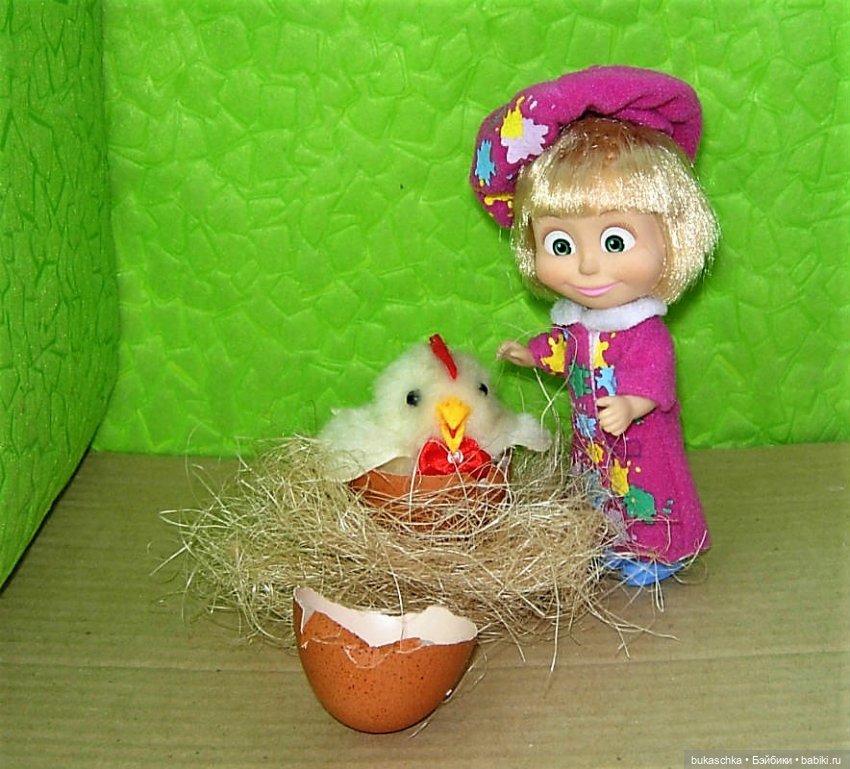 Весенний портрет — Куклы Маша и Медведь (Simba): Маша в кармашке (фото 6)