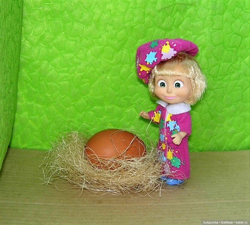 Весенний портрет — Куклы Маша и Медведь (Simba): Маша в кармашке (фото 2)