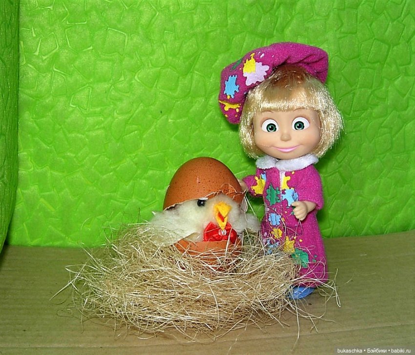Весенний портрет — Куклы Маша и Медведь (Simba): Маша в кармашке (фото 5)
