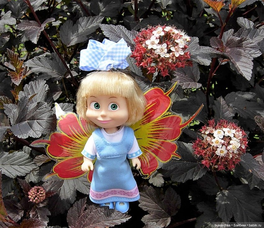 Прогулка феи — Куклы Маша и Медведь (Simba): Маша в кармашке (фото 6)