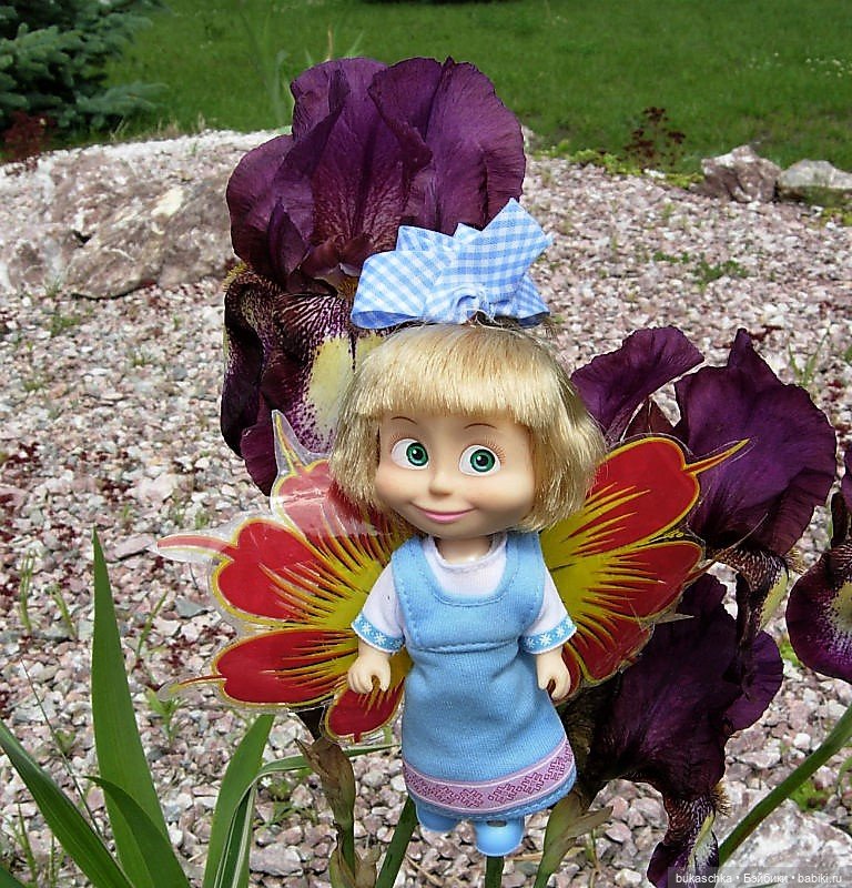 Прогулка феи — Куклы Маша и Медведь (Simba): Маша в кармашке (фото 10)