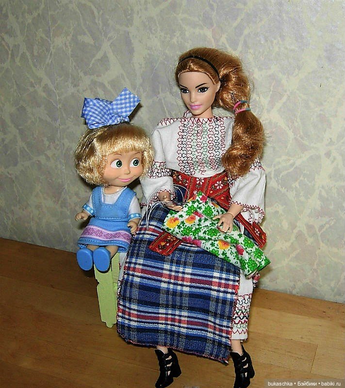 Свою маму я люблю — Куклы Маша и Медведь (Simba): Маша в кармашке (фото 8)