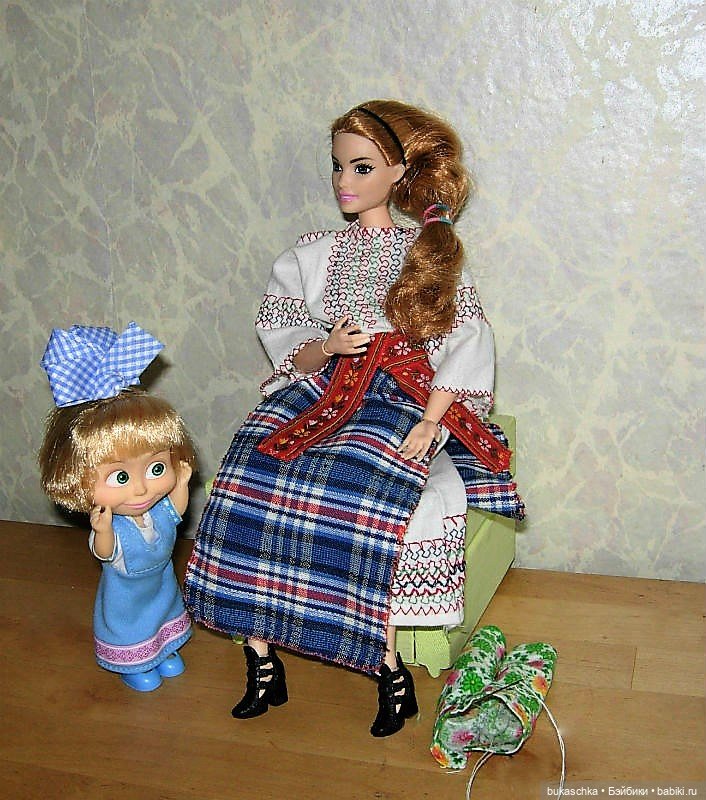 Свою маму я люблю — Куклы Маша и Медведь (Simba): Маша в кармашке (фото 3)