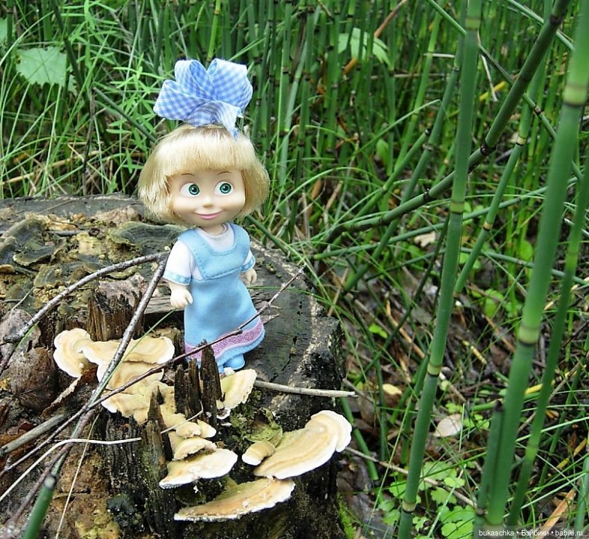 Cafe Paris — Куклы Маша и Медведь (Simba): Маша в кармашке (фото 5)