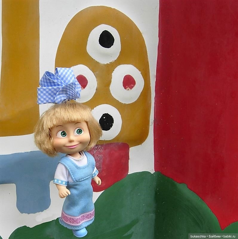 Cafe Paris — Куклы Маша и Медведь (Simba): Маша в кармашке (фото 10)