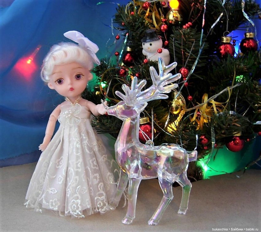 Лесной олень и новогодняя елка (фото 8)