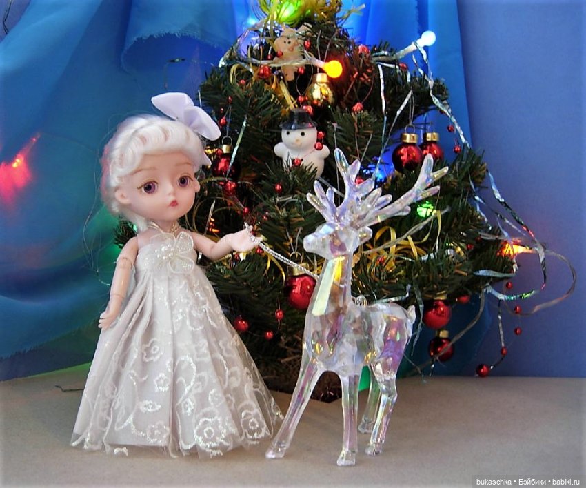 Лесной олень и новогодняя елка (фото 6)