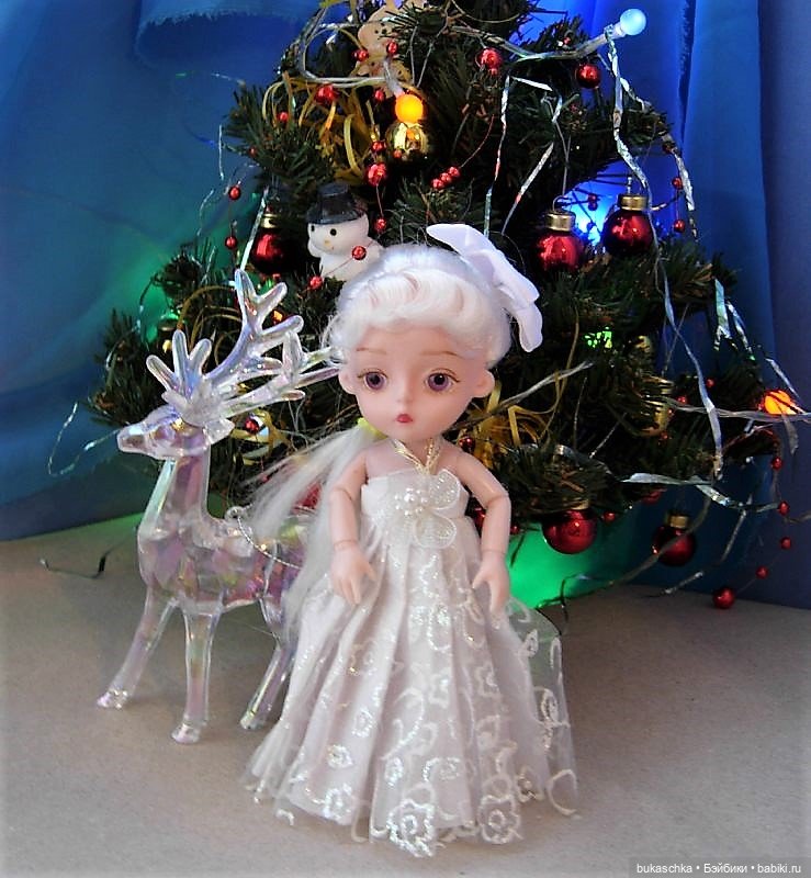 Лесной олень и новогодняя елка (фото 9)