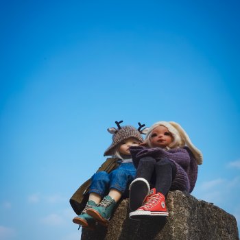 Fly to the sky, fly, fly…