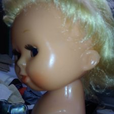 Ищу информацию по лопоухой кукляше, кто она?