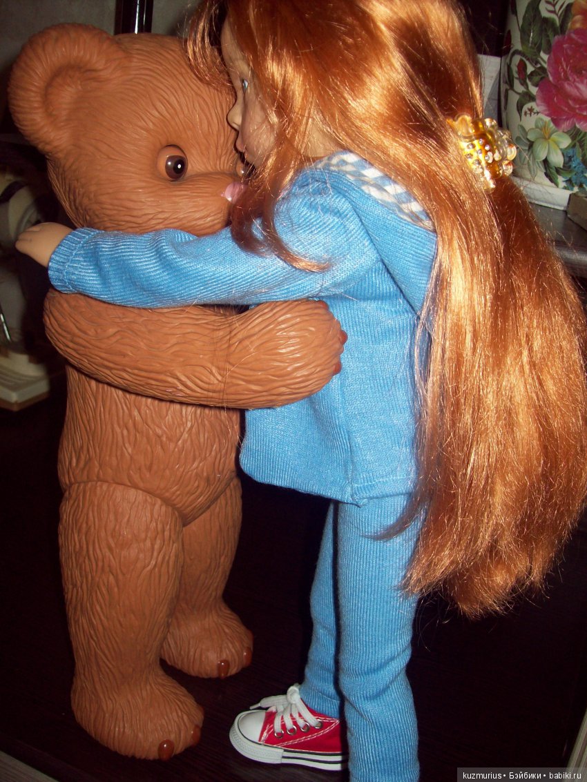 Сцена прощания перед отъездом ))