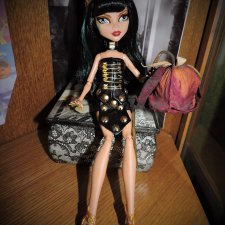 О египетских принцессах, скарабеях и нильских царь-цветах