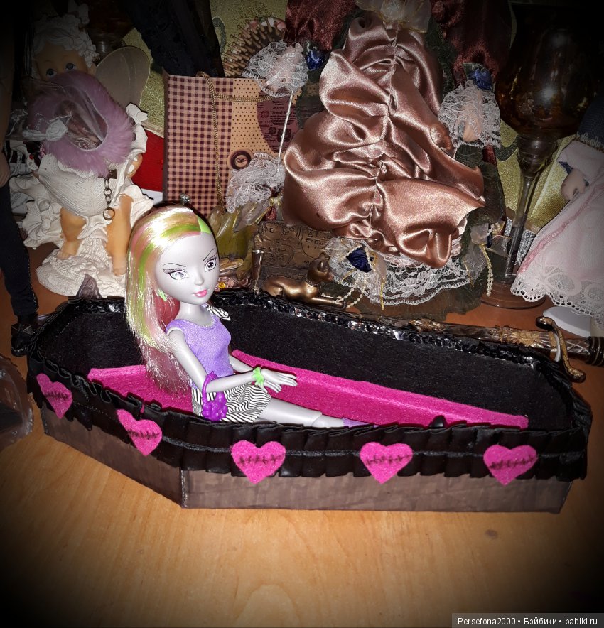 Casket girl. Часть 2. История "шкатулки"