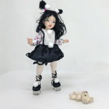 Прекрасная малышка Сюин