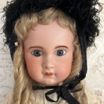 Антикварная кукла  bebe Jumeau 1907