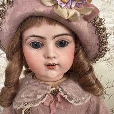 Антикварная кукла Bru