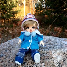 Куда гуляют девочки?