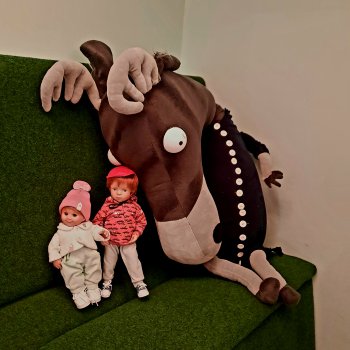 Город света или как Эмиль с Машуней по городу бродили