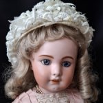 Старинная шляпка для куклы