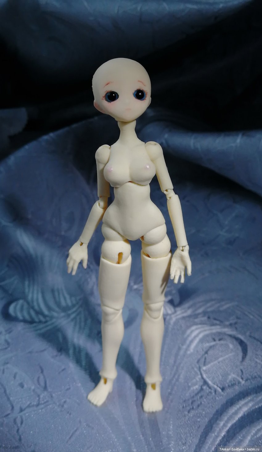 Ура! Моя первая бжд-"девушка" . Сравнение с моей "переделкой"- куколкой в стиле аниме (фото 5)