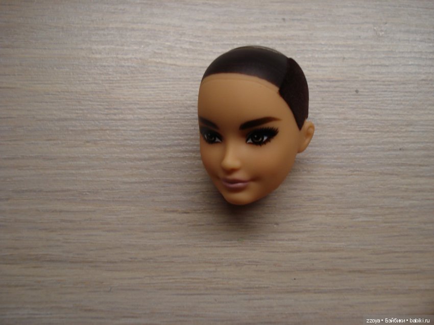 Новенькая — Куклы Barbie (Барби): Looks (фото 10)