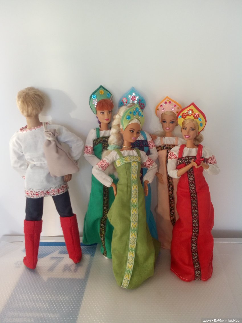 Девицы из Морозко — Куклы Barbie (Барби): Looks