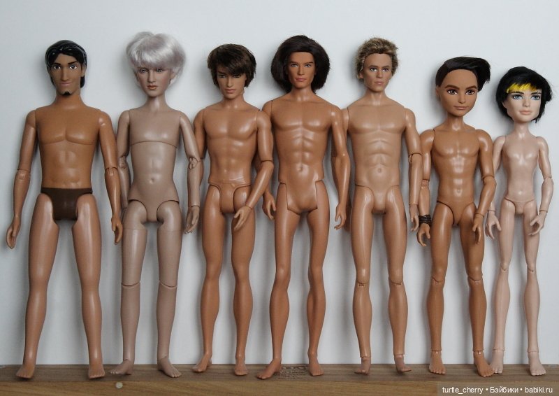 О телах фэшн-кукол Роберта Тоннера