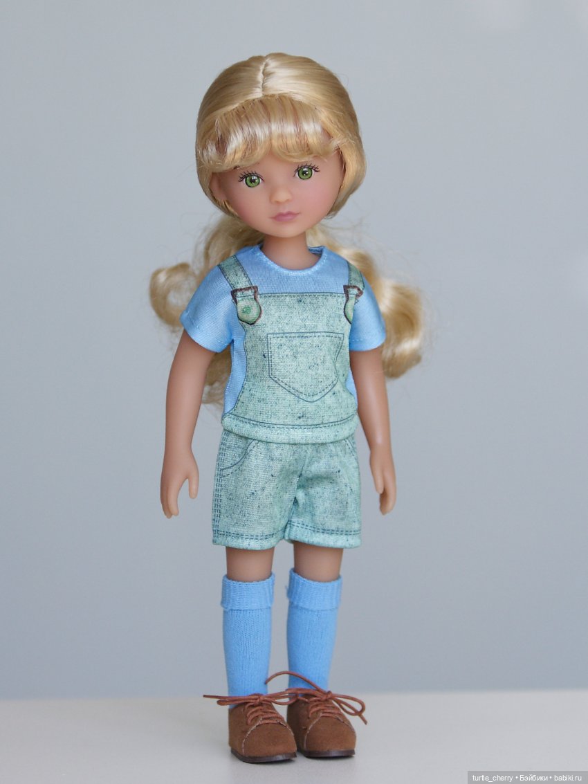 Снова о мелких Руби Ред — Куклы Ruby Red (Руби Ред) Fashion Friends: Siblies (фото 4)