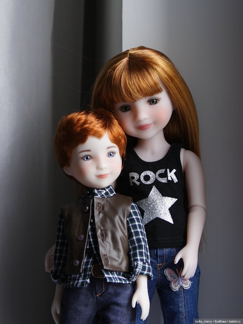 И снова Руби Ред — Куклы Ruby Red (Руби Ред) Fashion Friends: Siblies (фото 9)