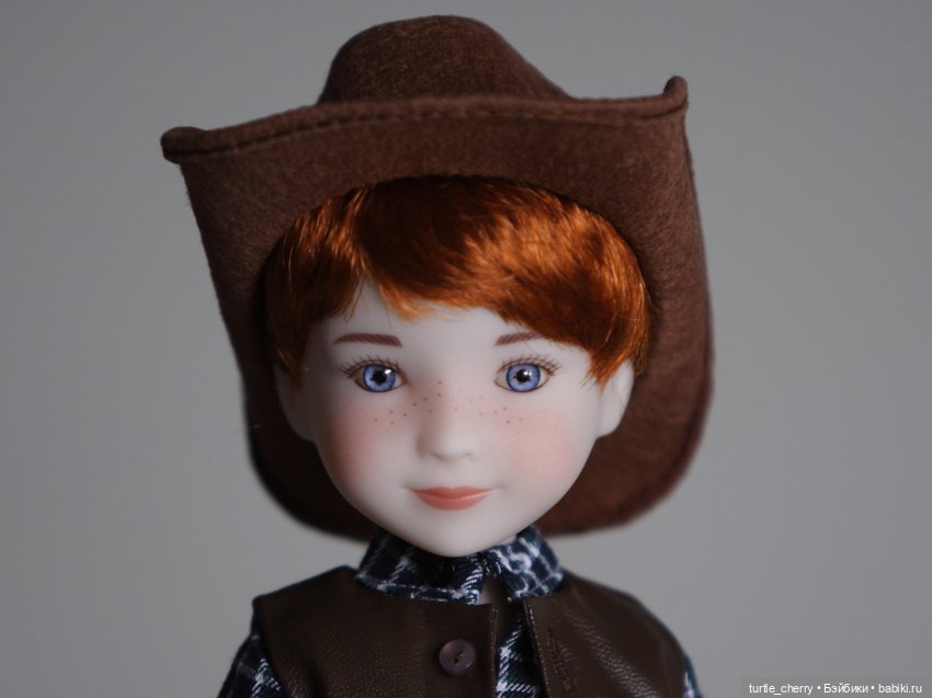 И снова Руби Ред — Куклы Ruby Red (Руби Ред) Fashion Friends: Siblies (фото 2)