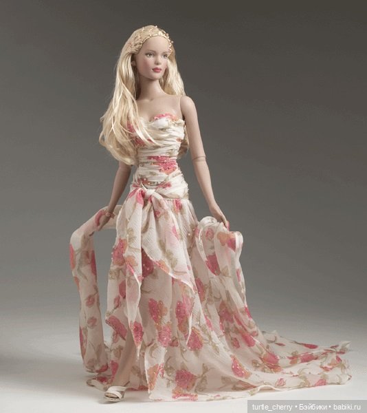 Истории, придуманные Робертом Тоннером. Часть 11. Коллекция Тайлер Вентворт 2005 (фото 5)