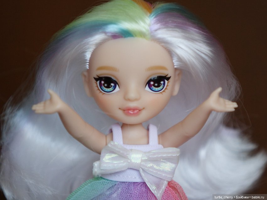 Рэйнбоу хай, пара скромных новеньких