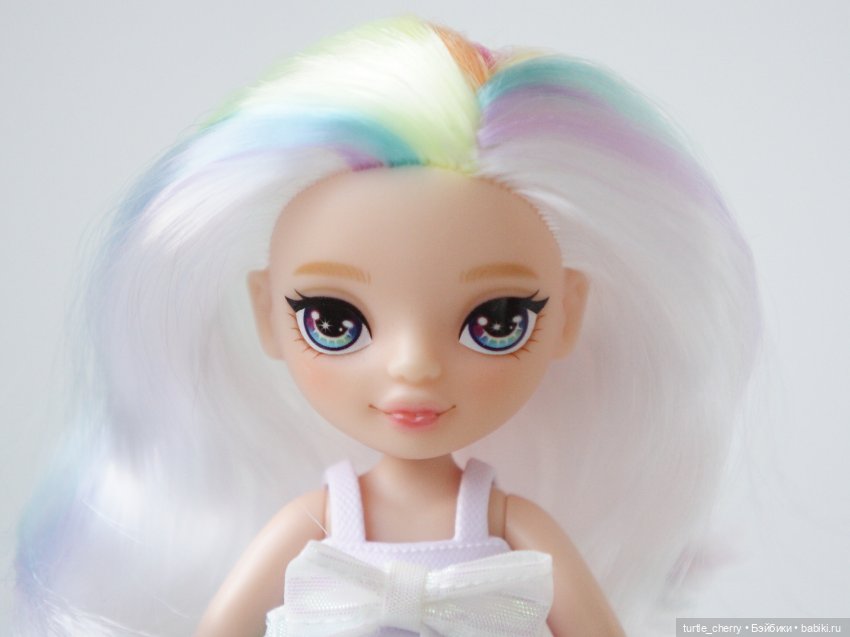 Рэйнбоу хай, пара скромных новеньких