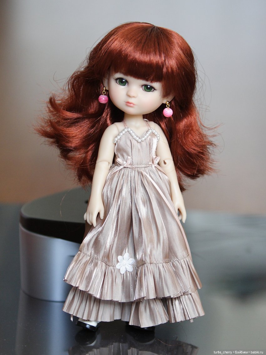 Луна Лили Руби Ред — Куклы Ruby Red (Руби Ред) Fashion Friends: Siblies (фото 10)