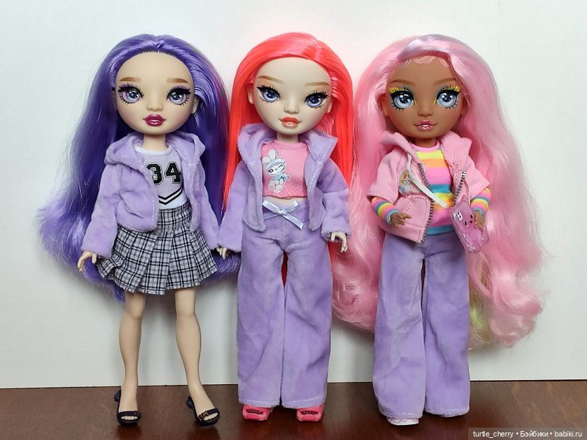 Новенькая Рэйнбоу Хай со странным именем Доун