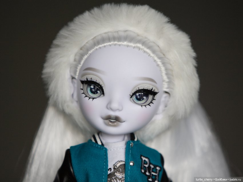 Бюджетная Наташа Зима и другие Рейнбоу Хай