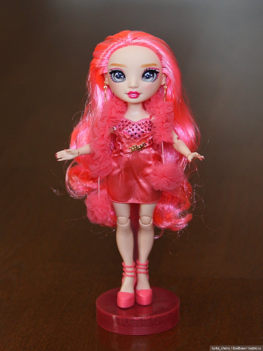 Бюджетная Наташа Зима и другие Рейнбоу Хай