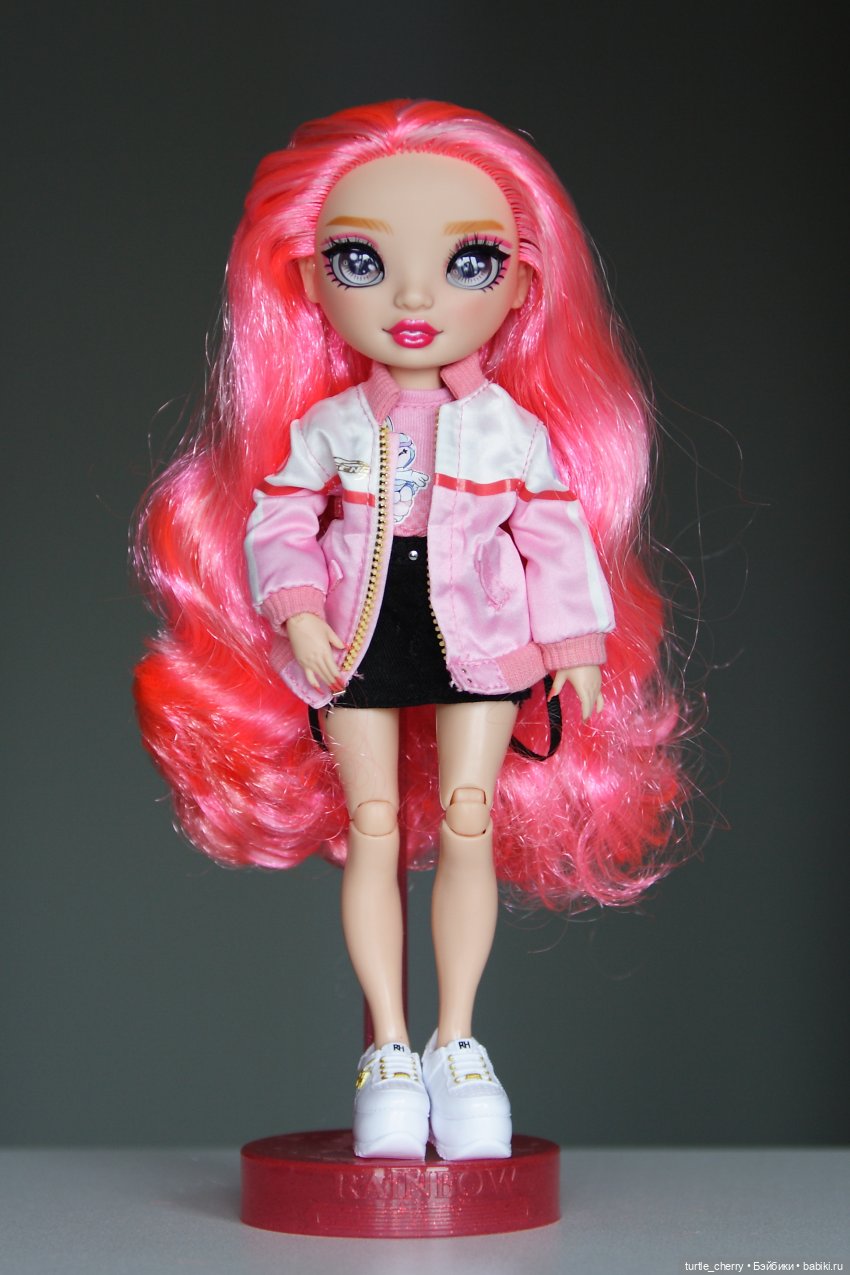 Бюджетная Наташа Зима и другие Рейнбоу Хай