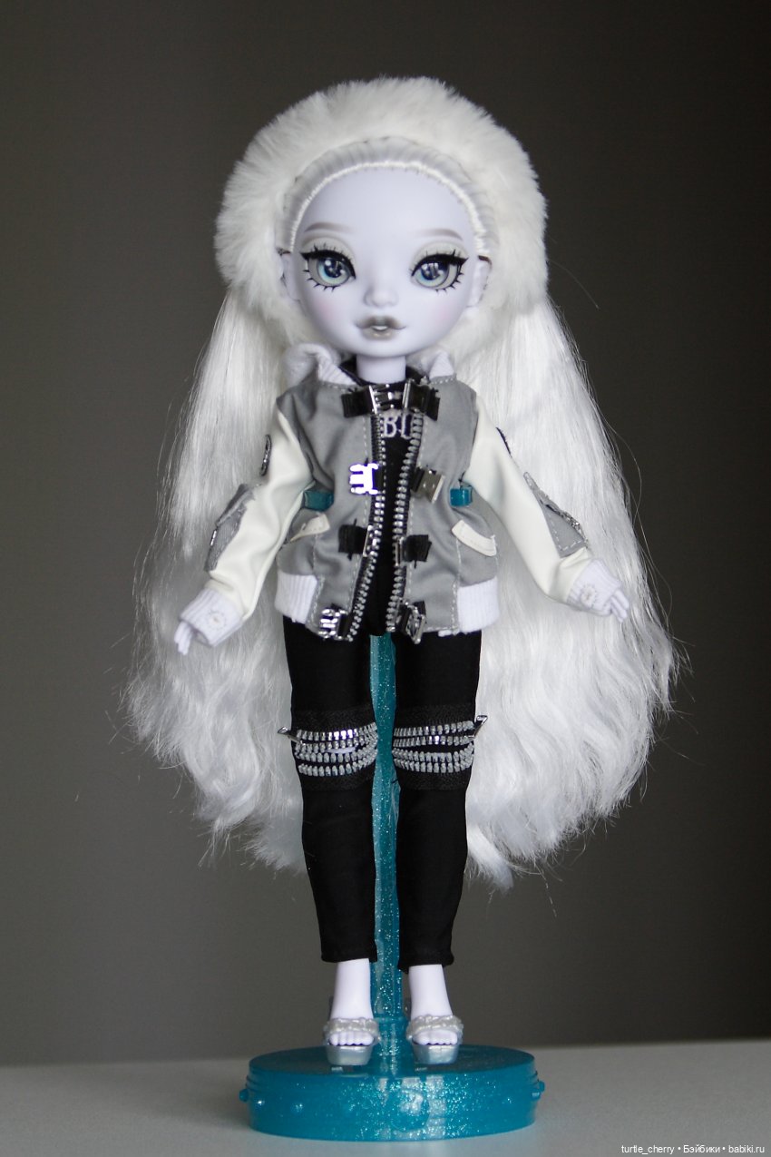 Бюджетная Наташа Зима и другие Рейнбоу Хай