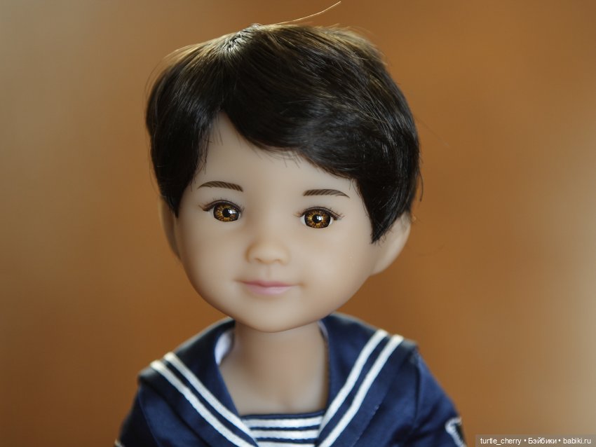 Тайлер Руби Ред — Куклы Ruby Red (Руби Ред) Fashion Friends: Siblies