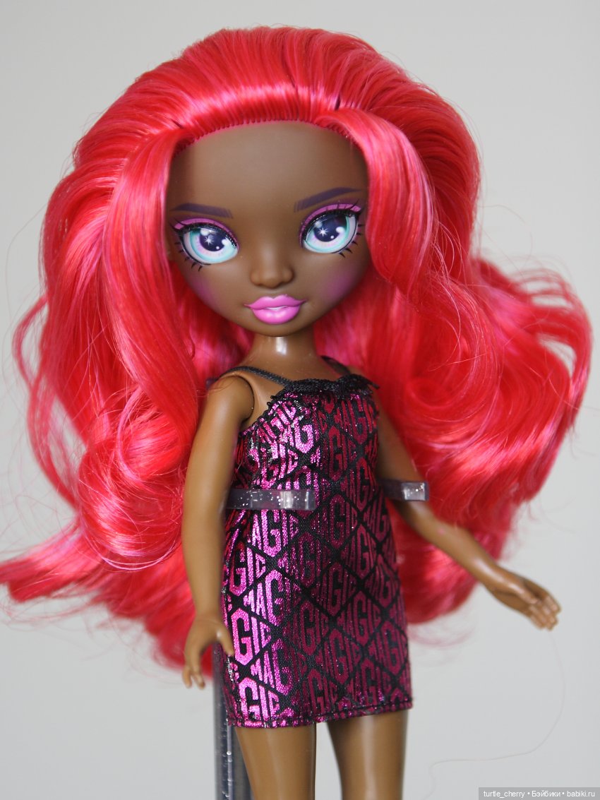 Дарья Розелин Рэйнбоу Хай (фото 3)