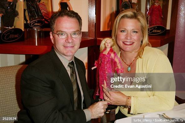 О телах фэшн-кукол Роберта Тоннера