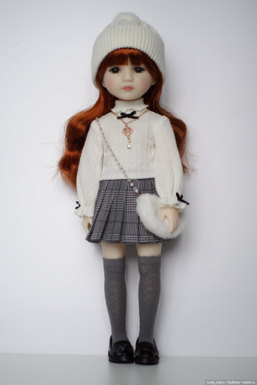 Тина Руби Ред — Куклы Ruby Red (Руби Ред) Fashion Friends: Siblies (фото 5)