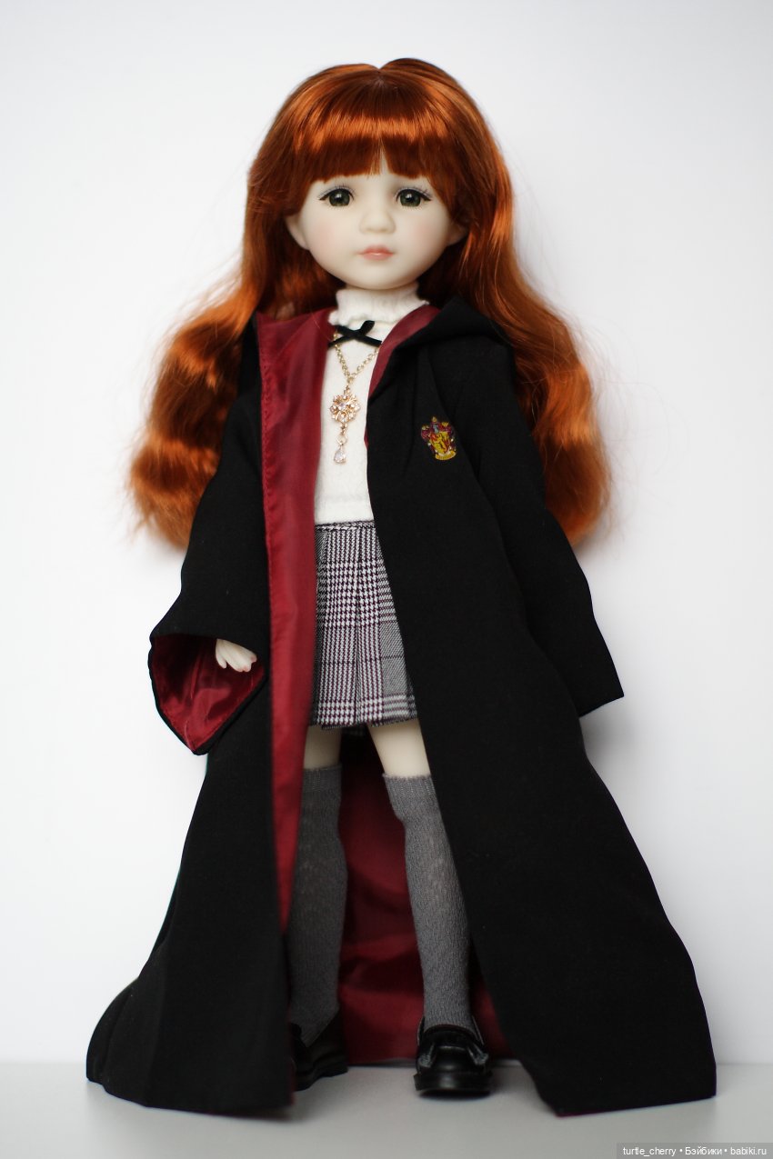 Тина Руби Ред — Куклы Ruby Red (Руби Ред) Fashion Friends: Siblies (фото 7)