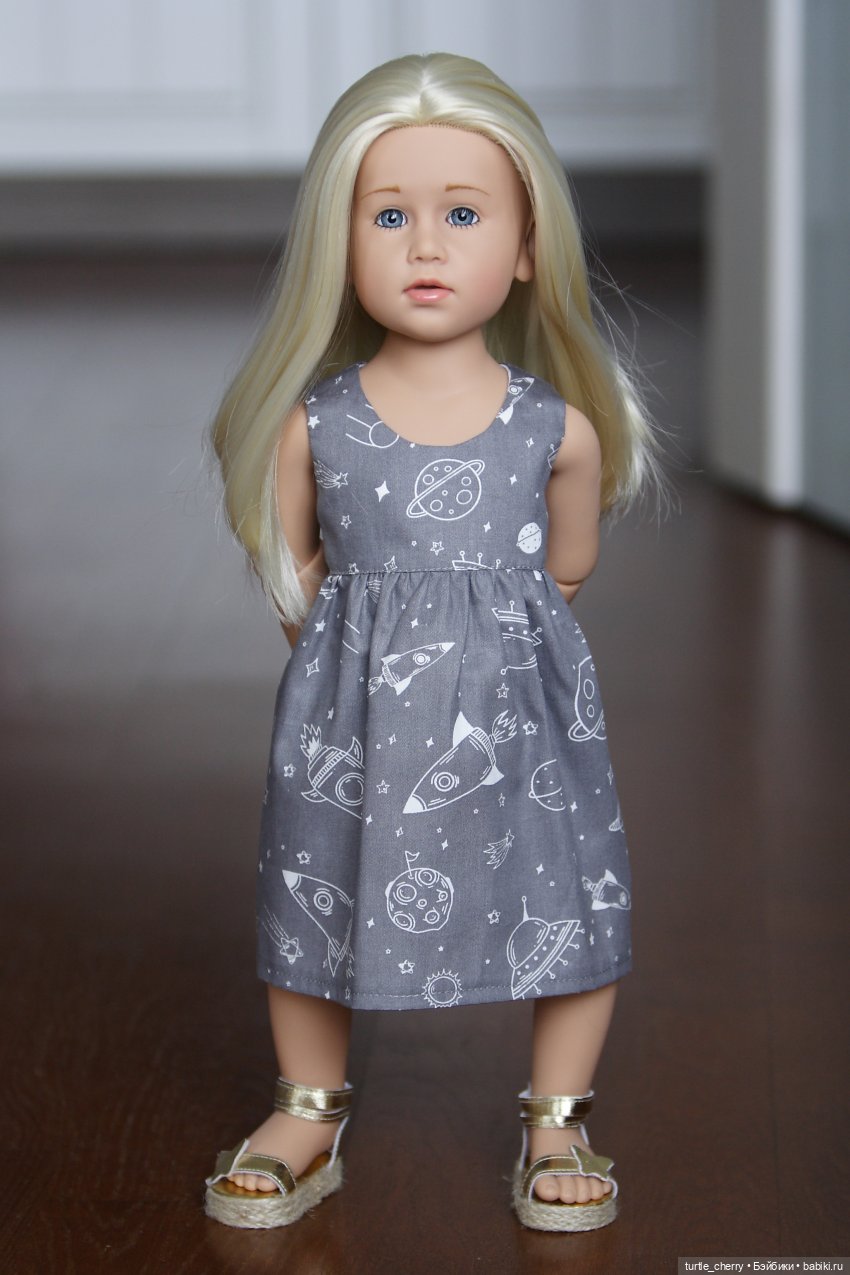 Ханночки и Свеньи в новых платьицах