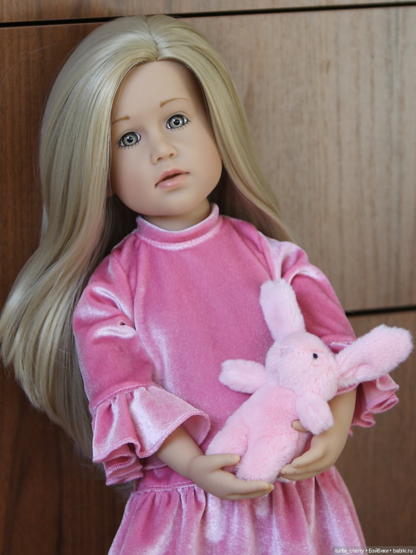 Ханночки и Свеньи в новых платьицах