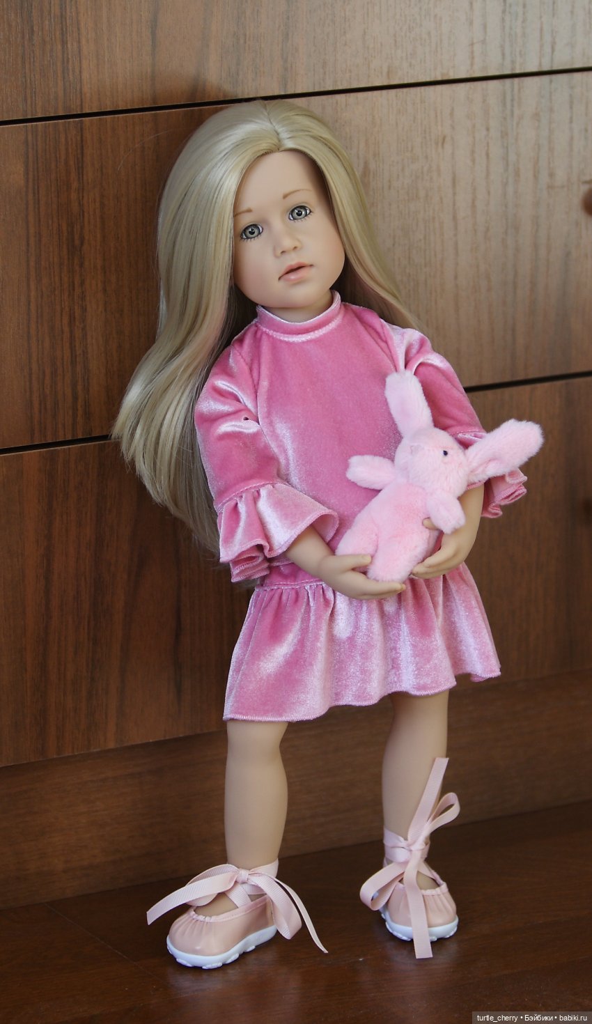 Ханночки и Свеньи в новых платьицах